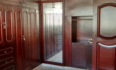 Arriendo Casa de Dos Pisos Con Terraza Metaima I