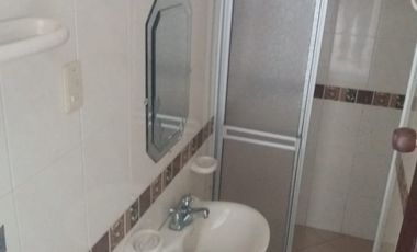 Arriendo Casa de Dos Pisos Con Terraza Metaima I