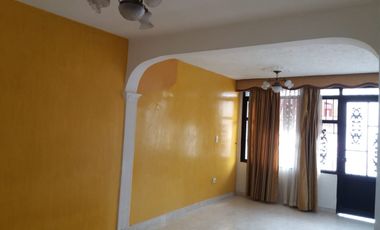 Arriendo Casa de Dos Pisos Con Terraza Metaima I