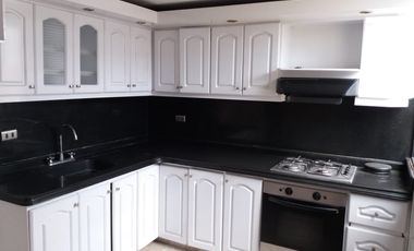 Arriendo Casa de Dos Pisos Con Terraza Metaima I