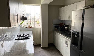VENTA DE DEPARTAMENTO DUPLEX 4TO PISO URB. SANTA EDELMIRA