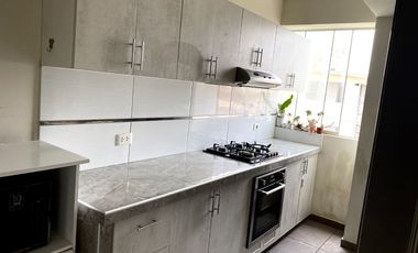 VENTA DE DEPARTAMENTO DUPLEX 4TO PISO URB. SANTA EDELMIRA