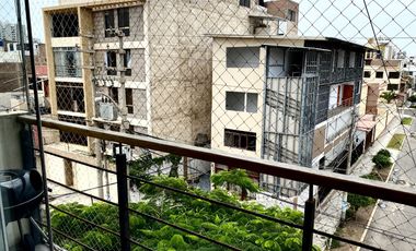 VENTA DE DEPARTAMENTO DUPLEX 4TO PISO URB. SANTA EDELMIRA