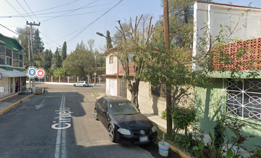 ESPACIOSA CASA UBICADISIMA EXCELENTE PRECIO EN SAN RAFAEL TLALNEPANTLA