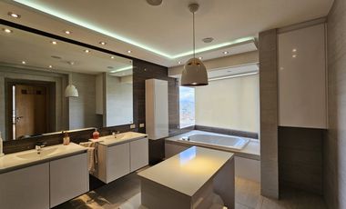 Vendo Departamento de 4 Dormitorios   En el mejor Sector  De Alta Plusvalía en   Quito Tenis