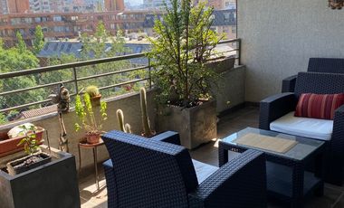 Hermoso Departamento Pocuro Con Amplia Terraza Providencia