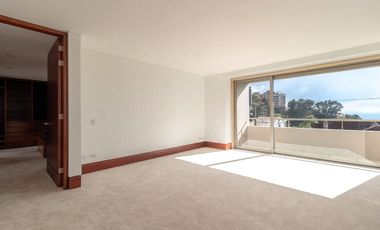 ARRIENDO CASA  ALTOS DE CHICO 1500 M2