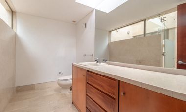ARRIENDO CASA  ALTOS DE CHICO 1500 M2