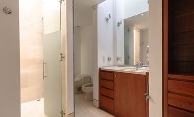 ARRIENDO CASA  ALTOS DE CHICO 1500 M2