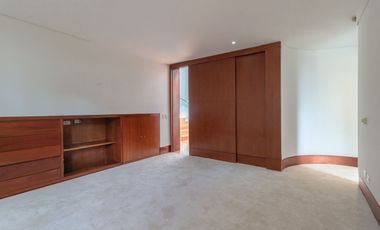 ARRIENDO CASA  ALTOS DE CHICO 1500 M2