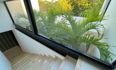 Tu nueva casa en Playa del Carmen, con la seguridad y amenidades que tu familia merece.