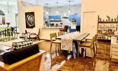 Maravillosa casa con alberca en la Florida en privada