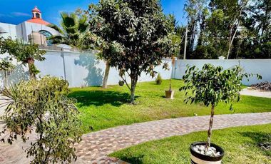 Maravillosa casa con alberca en la Florida en privada