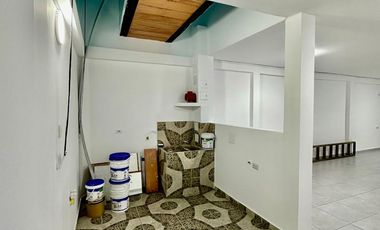 CASA COMERCIAL EN MARACOS
