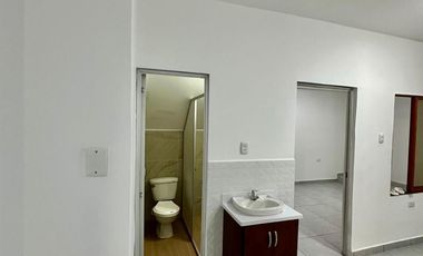 CASA COMERCIAL EN MARACOS