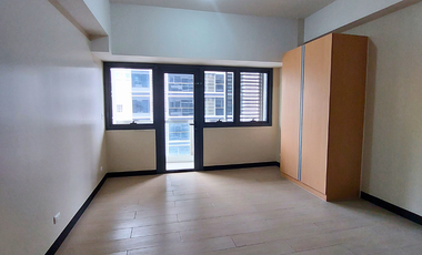 Rent to Own Studio Unit FOR SALE in Salcedo Skysuites Makati