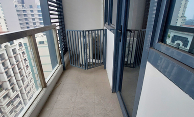 Rent to Own Studio Unit FOR SALE in Salcedo Skysuites Makati