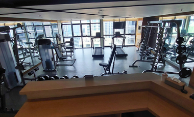 Rent to Own Studio Unit FOR SALE in Salcedo Skysuites Makati
