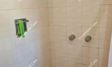 CASA EN VENTA, A UNA CUADRA DE CALZADA BENITO JUAREZ