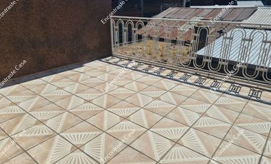 CASA EN VENTA, A UNA CUADRA DE CALZADA BENITO JUAREZ