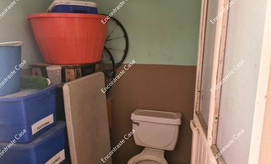 CASA EN VENTA, A UNA CUADRA DE CALZADA BENITO JUAREZ