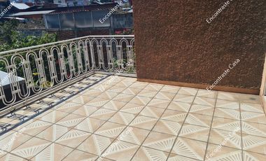 CASA EN VENTA, A UNA CUADRA DE CALZADA BENITO JUAREZ