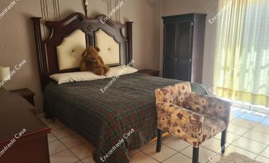 CASA EN VENTA, A UNA CUADRA DE CALZADA BENITO JUAREZ