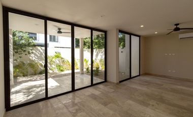 El espacio, lujo y seguridad que tu familia busca. Villa de 4 recámaras en Playa del Carmen.