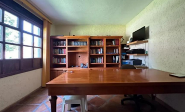 BONITA CASA EN SAN CRISTÓBAL CON MUY AMPLIO JARDIN