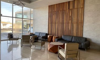 Local en Renta en Corporativo Titanium, El Campanario, Querétaro