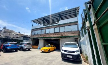 Alquiler Norte de Guayaquil Bodegas y Oficinas 300 m² Mas Patio de 200 m²