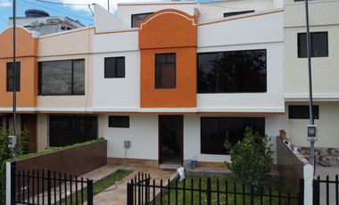 HERMOSA CASA EN VENTA EN CONJUNTO CERRADO DE ALTA PLUSVALÍA! IZAMBA