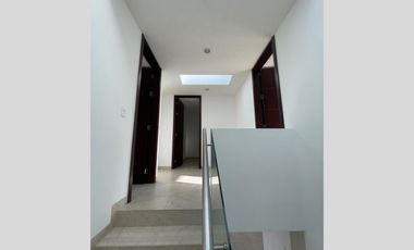 CASA EN VENTA SOBERNA RESIDENCIAL