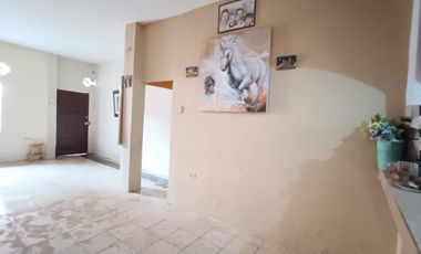 CASA DE VENTA,  EN PRE-COOP DIGINIDAD POPULAR , SUR DE GUAYAQUIL