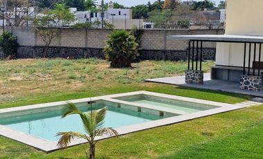 CERCA SUMIYA. VIGILANCIA. MANTENIMIENTO DE TODO EL JARDIN Y AREAS COMUNES. CREDITOS OK