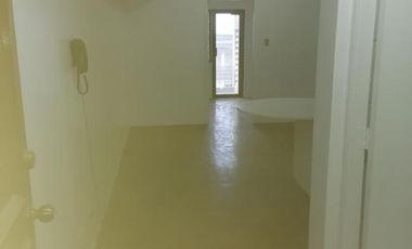 Own or lease a comfortable home in BSA Mansion, Makati. Generously sized unit in a quiet, secure building near schools, offices, and shopping centers.