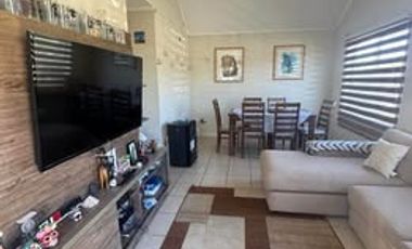 Se vende Hermosa casa sector Jardin Austral, Av. Lago Peñuelas Puerto Montt, 3D + 2B