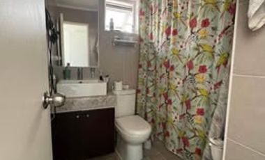 Se vende Hermosa casa sector Jardin Austral, Av. Lago Peñuelas Puerto Montt, 3D + 2B