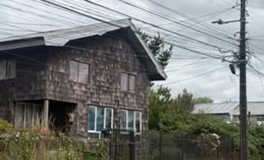 SITIO ESQUINA DE 1835, 3 M2 , EXCELENTE UBICACION CENTRO DE LLANQUIHUE, IDEAL USO COMERCIAL