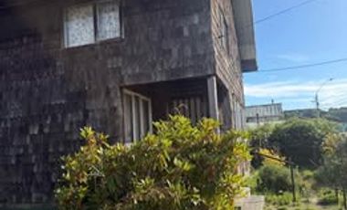 SITIO ESQUINA DE 1835, 3 M2 , EXCELENTE UBICACION CENTRO DE LLANQUIHUE, IDEAL USO COMERCIAL