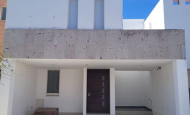 CASA EN RENTA - ZONA ANTORCHA - LEON GTO