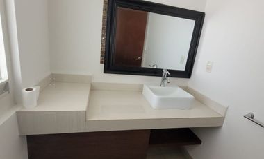 CASA EN RENTA - ZONA ANTORCHA - LEON GTO