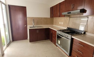CASA EN RENTA - ZONA ANTORCHA - LEON GTO