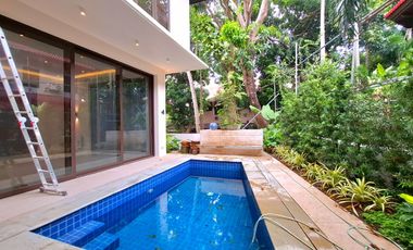 Opulent 3-storey Smart Home with Pool, Elevator & Basement in Ayala Alabang