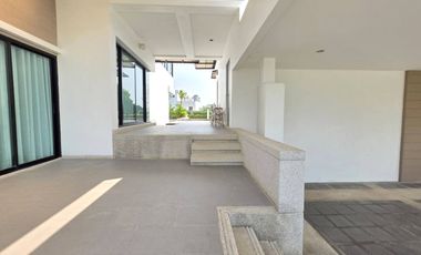 Riverside Pool Villa in Pattaya!! Experience the ultimate atmosphere for true relaxation! For Sale: Pool Villa at Khao Chi Chan – Grand Valley Pattaya