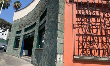 VENDO EN CUERNAVACA PROPIEDAD COMERCIAL, UBICADA EN UNA DE LAS MEJORES AVENIDAS.