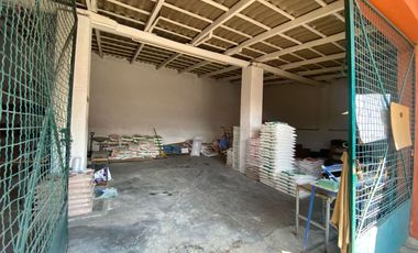 VENDO EN CUERNAVACA PROPIEDAD COMERCIAL, UBICADA EN UNA DE LAS MEJORES AVENIDAS.