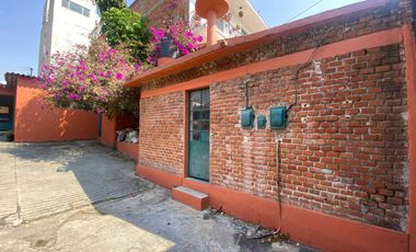 VENDO EN CUERNAVACA PROPIEDAD COMERCIAL, UBICADA EN UNA DE LAS MEJORES AVENIDAS.