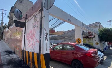 VENDO EN CUERNAVACA PROPIEDAD COMERCIAL, UBICADA EN UNA DE LAS MEJORES AVENIDAS.