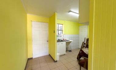 Oficina en calle Ongolmo· Arriendo UF 35